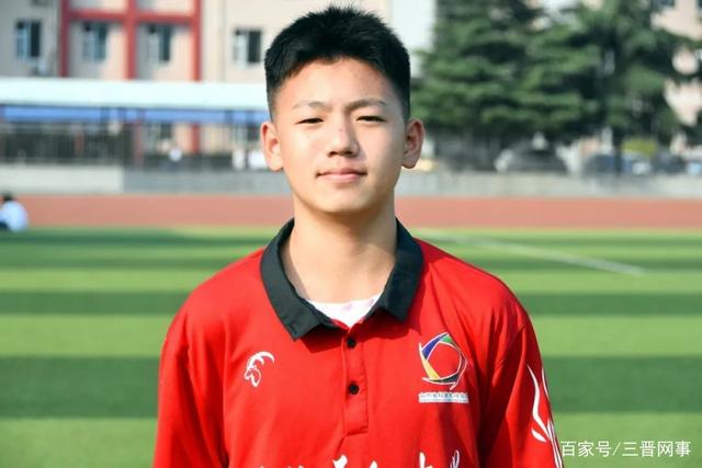 阿森纳U17女足赢得明日之星杯冠军